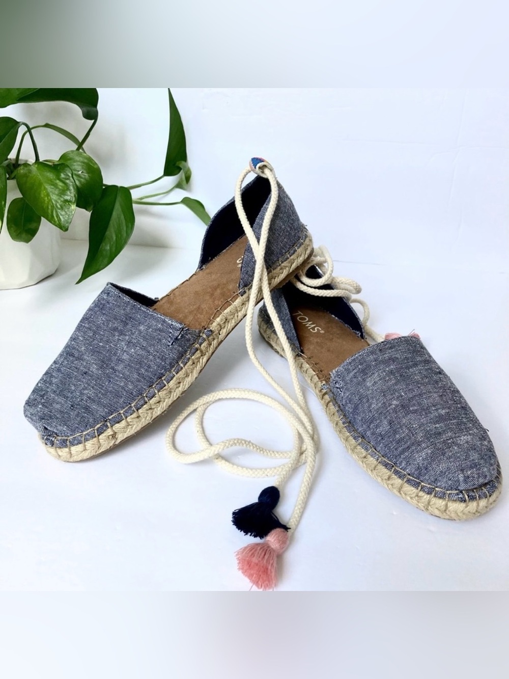 Toms / katalina blue espadrilles - ties at ankle